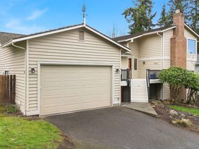 902 7th Avenue S, Edmonds WA 98020