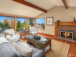 902 7th Avenue S, Edmonds WA 98020