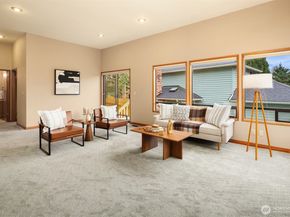 902 7th Avenue S, Edmonds WA 98020