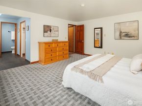 902 7th Avenue S, Edmonds WA 98020