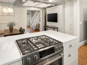 4422 Montana Circle W, Seattle WA 98199