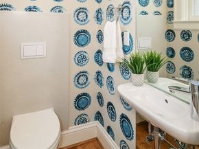 4422 Montana Circle W, Seattle WA 98199