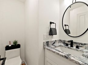 6731 161st Avenue SE B, Bellevue WA 98006