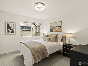 6731 161st Avenue SE B, Bellevue WA 98006