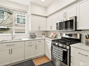 6731 161st Avenue SE B, Bellevue WA 98006