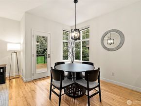 6731 161st Avenue SE B, Bellevue WA 98006