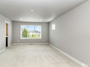 8312 8th Place SE, Lake Stevens WA 98258