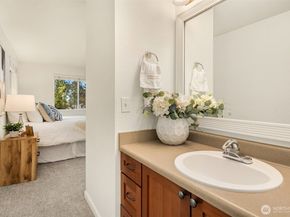 1007 156th Avenue NE B209, Bellevue WA 98007