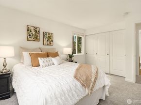 1007 156th Avenue NE B209, Bellevue WA 98007