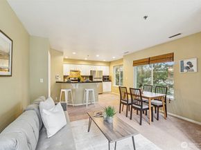 16219 Northup Way C201, Bellevue WA 98008