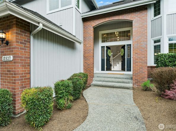 12837 197th Place NE, Woodinville WA 98077