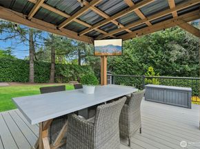 12837 197th Place NE, Woodinville WA 98077