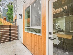 7776 Highland Park Way SW B, Seattle WA 98106