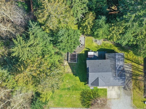 6925 E Filmore Street, Port Orchard WA 98366