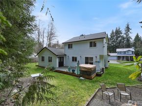 6925 E Filmore Street, Port Orchard WA 98366