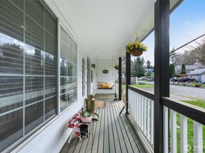 6925 E Filmore Street, Port Orchard WA 98366