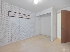 6925 E Filmore Street, Port Orchard WA 98366