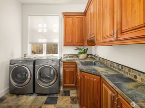 9750 SE 5th Street, Bellevue WA 98004