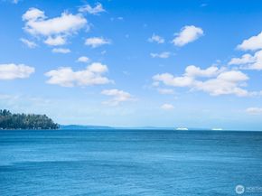 8032 SW Hawthorne Lane, Vashon WA 98070