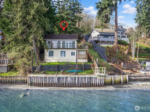 8032 SW Hawthorne Lane, Vashon WA 98070
