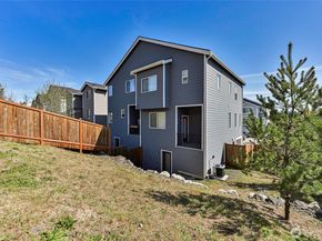 10001 Kings Landing Avenue NW, Bremerton WA 98311