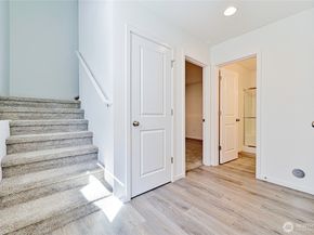 10001 Kings Landing Avenue NW, Bremerton WA 98311