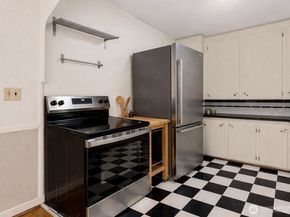 1623 Taylor Avenue N 204, Seattle WA 98109