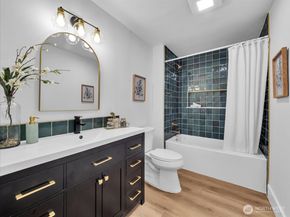 13046 15th Avenue NE, Seattle WA 98125