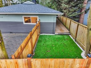 13046 15th Avenue NE, Seattle WA 98125