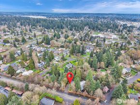13046 15th Avenue NE, Seattle WA 98125