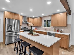 13046 15th Avenue NE, Seattle WA 98125