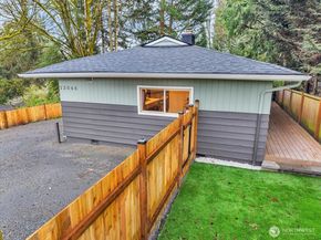 13046 15th Avenue NE, Seattle WA 98125