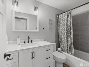 17429 17th Avenue W, Lynnwood WA 98037