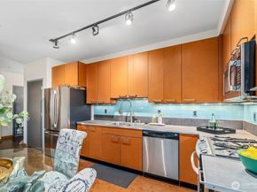 1414 12th Avenue 406, Seattle WA 98122