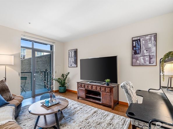 1414 12th Avenue 406, Seattle WA 98122