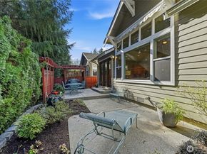 23729 NE 116th Place, Redmond WA 98053