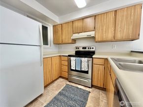 4895 76th Street SW D703, Mukilteo WA 98275