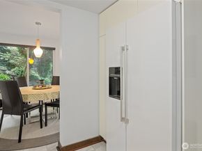 135 N 46th Street 101, Seattle WA 98103