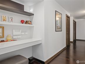 135 N 46th Street 101, Seattle WA 98103