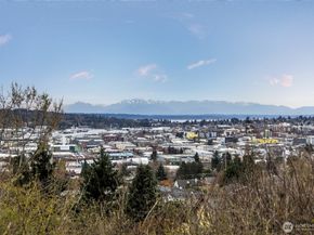 135 N 46th Street 101, Seattle WA 98103