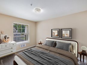 10515 221st Lane NE 202, Redmond WA 98053