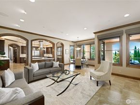 435 8th Avenue W, Kirkland WA 98033