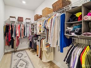 14598 Westminster Way N 107, Shoreline WA 98133