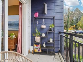 14598 Westminster Way N 107, Shoreline WA 98133