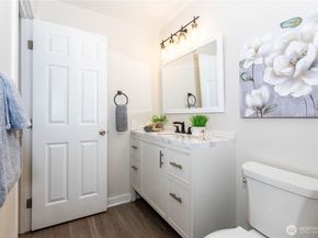 12040 100th Avenue NE J102, Kirkland WA 98034
