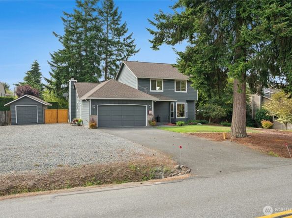 1132 Crawford Rd, Lynnwood WA 98036