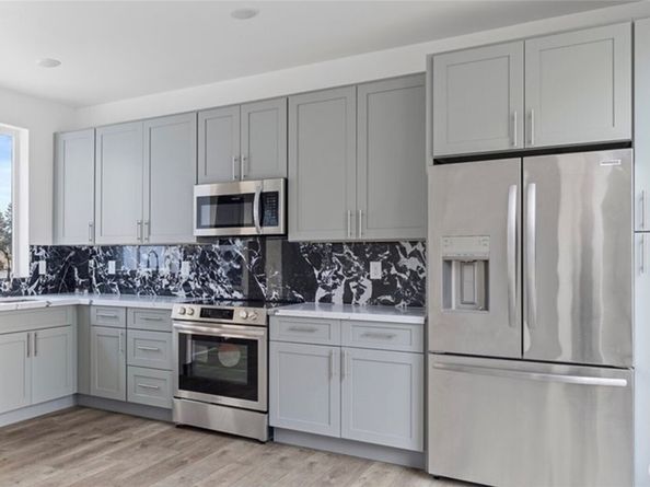 8612 42nd Avenue S B, Seattle WA 98118