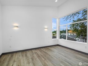 8612 42nd Avenue S B, Seattle WA 98118