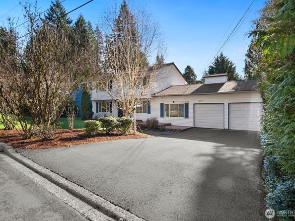 7037 NE 137th Street, Kirkland WA 98034
