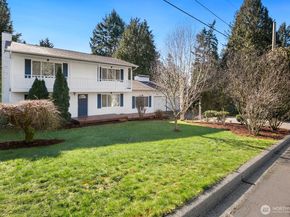 7037 NE 137th Street, Kirkland WA 98034